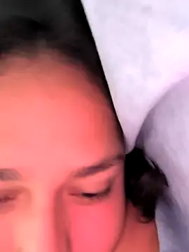 Nadia_hasbun webcam