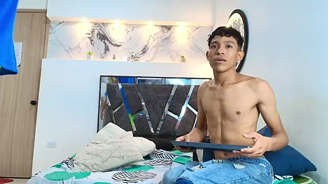 PYCS_BOYS webcam
