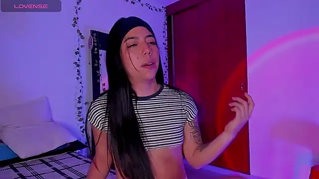 little_kayla_ - Little_kayla_'s free webcam