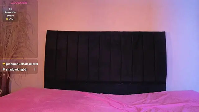ChloeTurner_ webcam