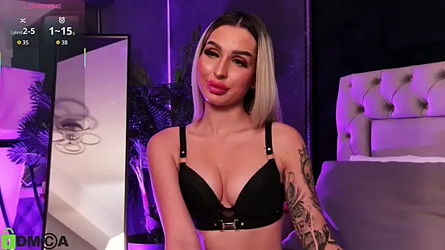 AriannaLure webcam