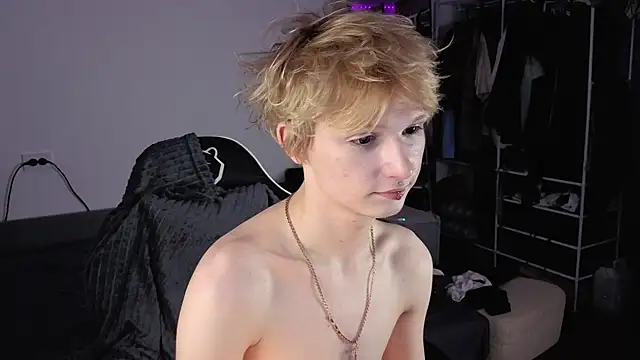 your_avatar (M twink) - missionary position naked
