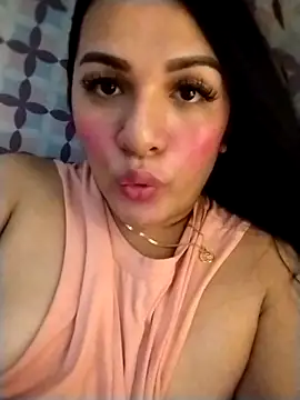 Yourbabyshane webcam