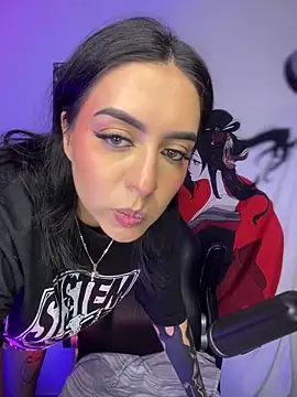 AnnikaMerliahh_ webcam
