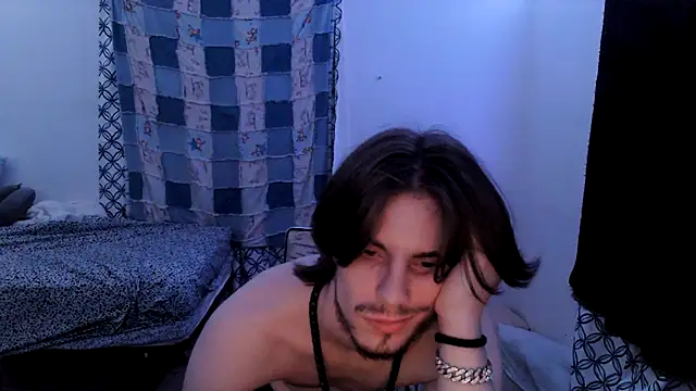 bwcbenzo (M young) - doggy asshole view