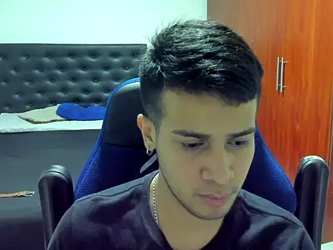 penenegror webcam