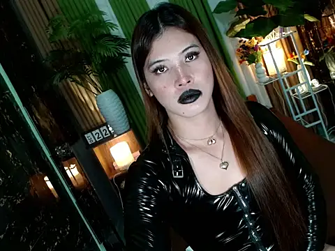 Queen_kendalx19 webcam