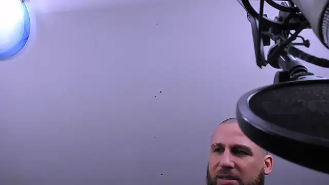ArmandoSteel4u webcam