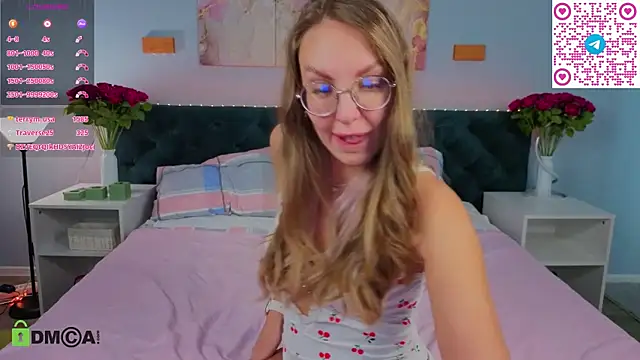 Kelly_Hardy webcam