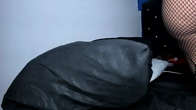 skinnycollins1 webcam