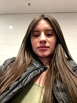 Isabella21_ webcam