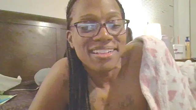 SweetCandy85 webcam