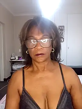 Hotgrannyx webcam