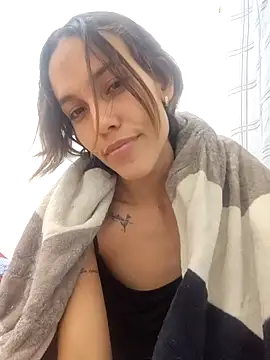 lilo-skinny (F young) - Anal show with fist show anal con  puño