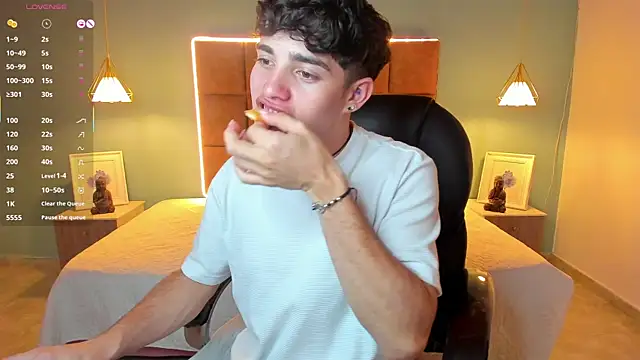 AlejooTwink webcam