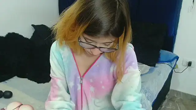 KratosAfroditacs webcam