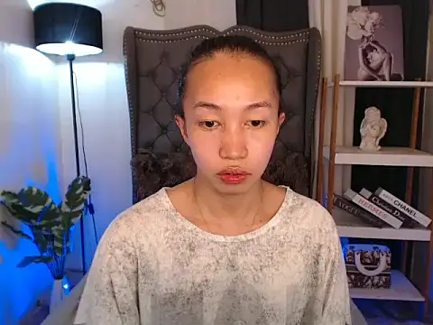 Sweet_kittyxx webcam