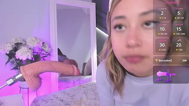 cloe_palmer webcam