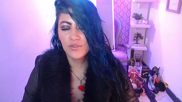 scarleth_blue webcam