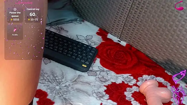 Juliette_Miel webcam