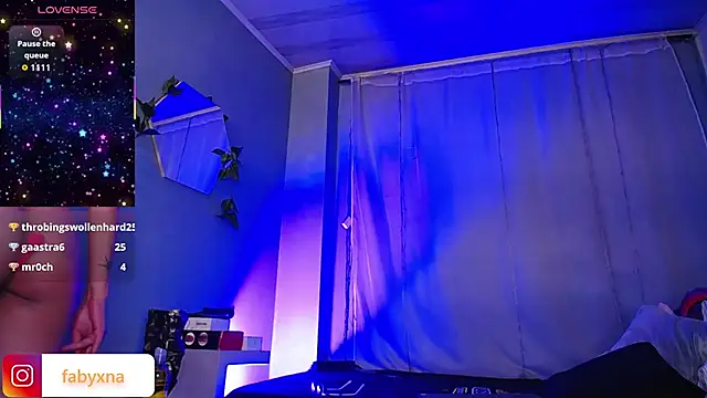 peyton_golden1 webcam