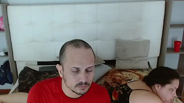 Candy_and_Jh0n webcam