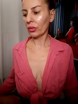TessaKlarn webcam