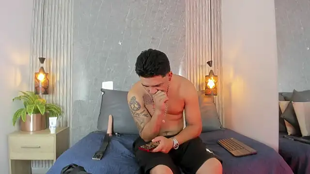 Dominic_Taylor_ webcam