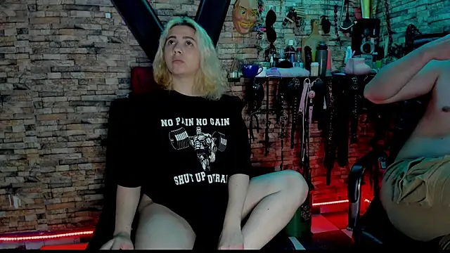 Liltildeman_moon webcam