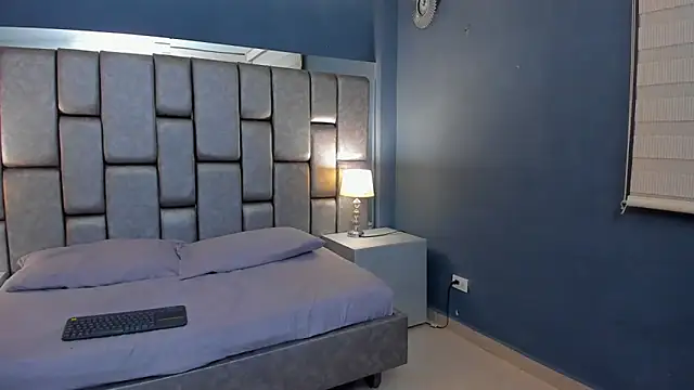 Cata_Joness webcam