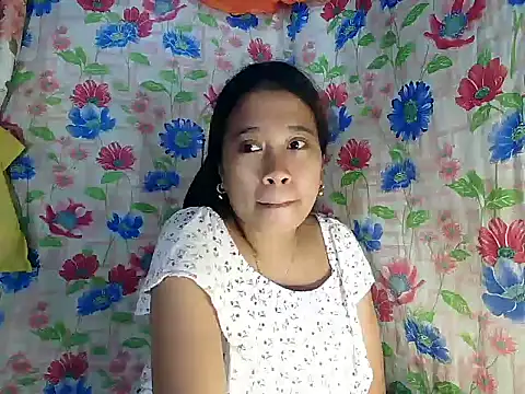 Pinay_Skinny18 webcam