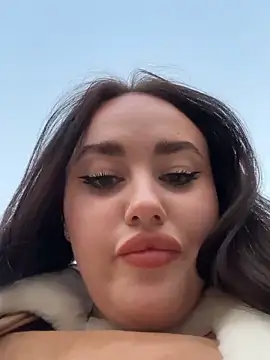 KiraSunshine webcam