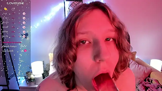 Hailey_Foxy webcam