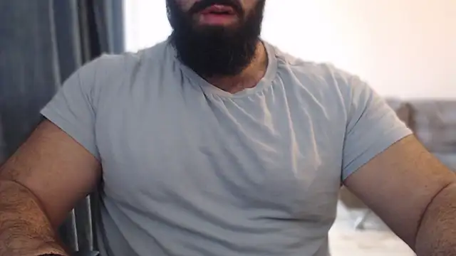 hugemachohandsome