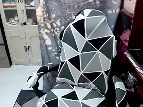 blonditax1111