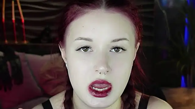 Lily_Moonlight webcam