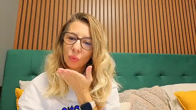 SukyGirl webcam