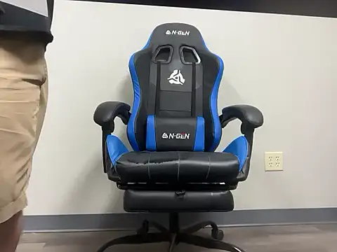 BearChubby300 webcam