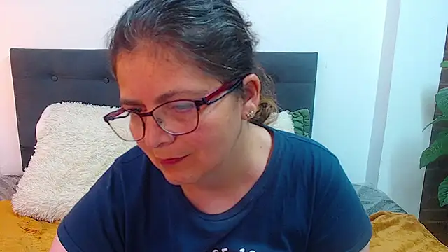 Linda_banks_ webcam