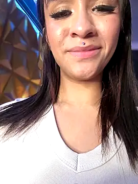 Isabella-Teen
