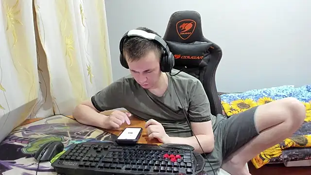 iliaskrislove webcam