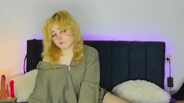 EmilyAngells webcam
