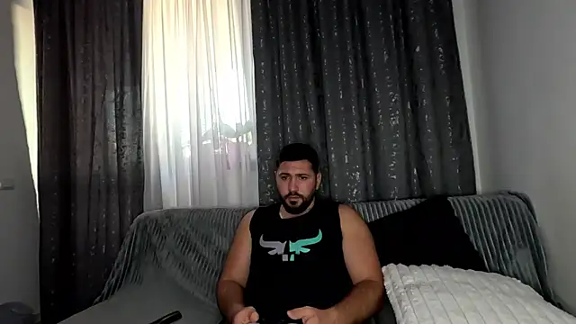 Gold_Alpha_Boy webcam