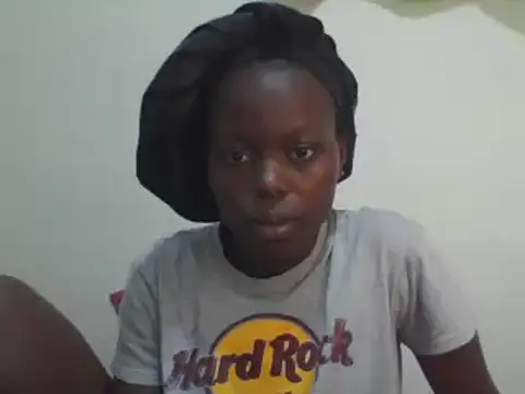 ebony_curvedass webcam