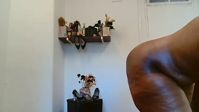 xTALLSEXYBUMx webcam