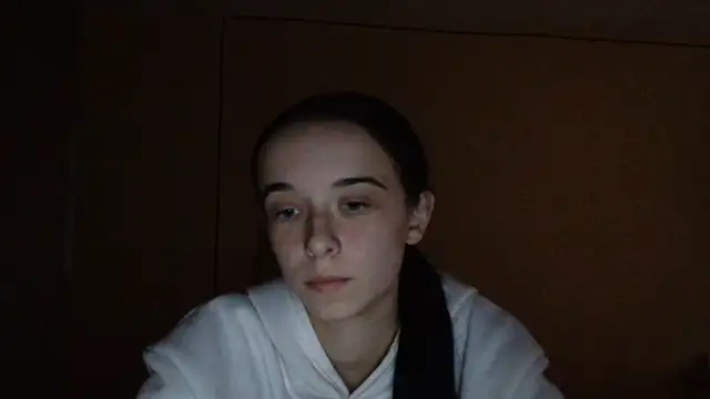 Emilia_Light webcam