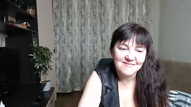 illusionq - Illusionq's free webcam - UK Sex Cams
