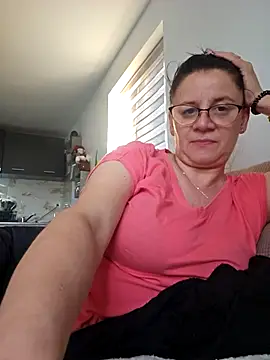 KristenVega webcam
