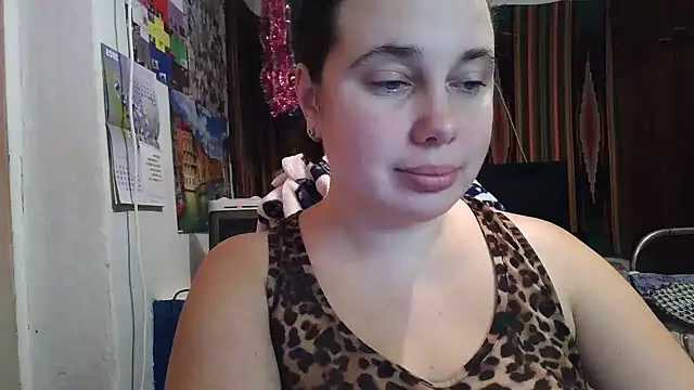 Cora_Maro webcam