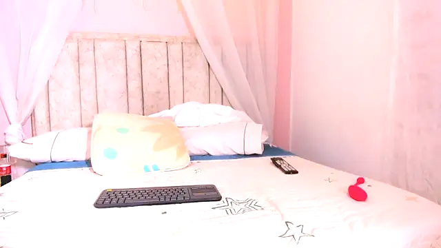 Rachellcooperrr webcam